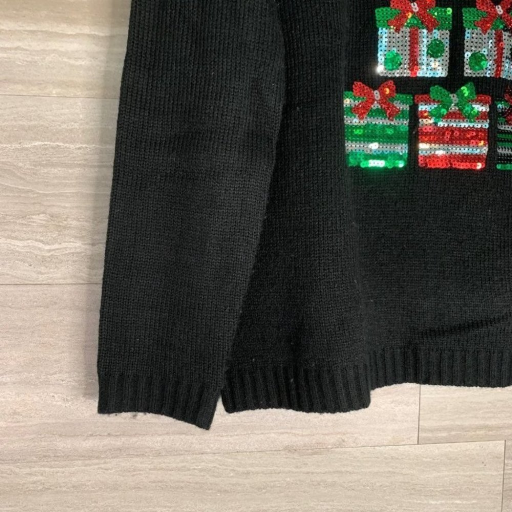 Women’s erika Present Christmas Sweater - Picture 3 of 7